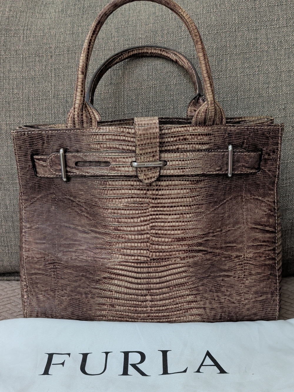 Furla Textured Brown Leather Structured Handbag w COA - Picture 3 of 10